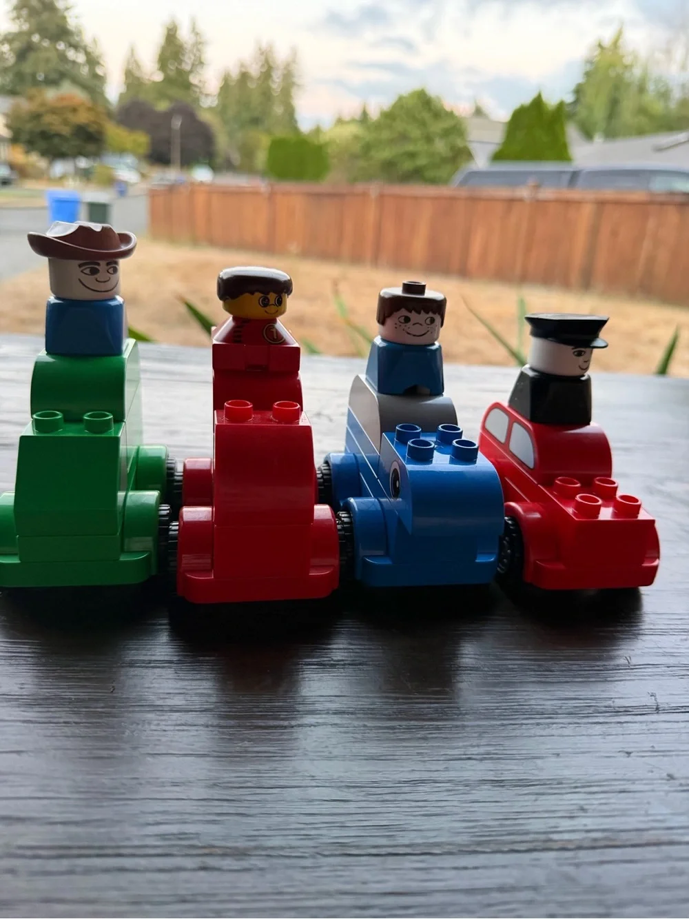 Lego duplo Pull-Back Toy Cars with Mini Figures - Green, Red, Blue, Red